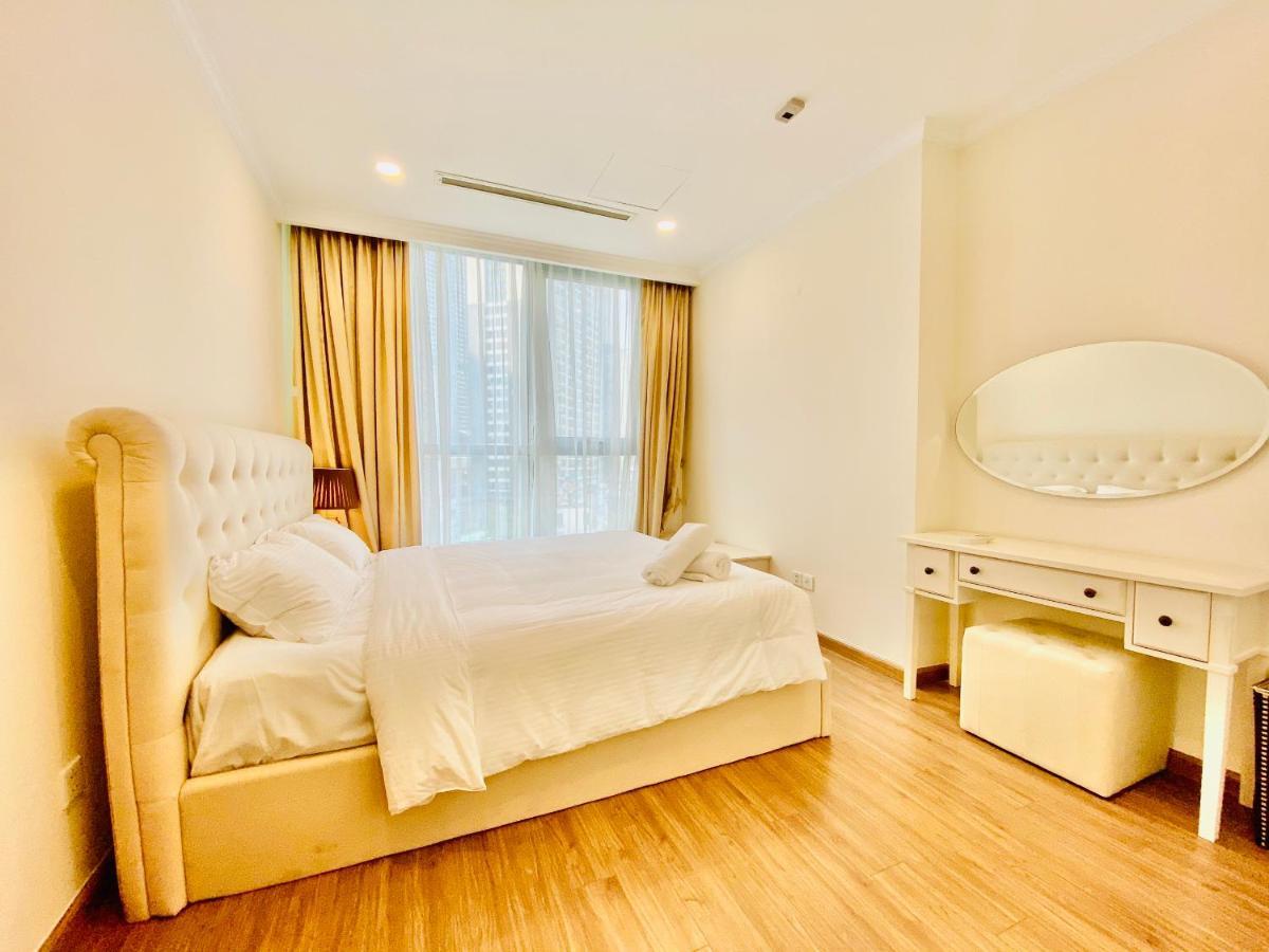 Vinhomes Landmark 81 - Luxstay Condotel Хошимин Екстериор снимка