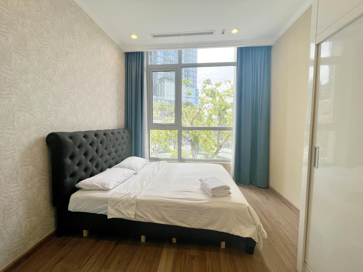 Vinhomes Landmark 81 - Luxstay Condotel Хошимин Екстериор снимка